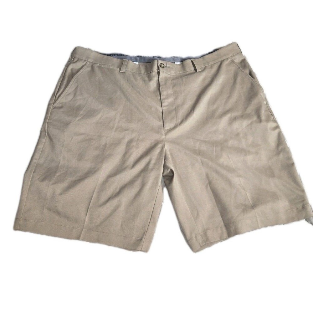 Roundtree & Yorke Performance Shorts  Mens 42 Khaki Golf Walking Shorts Casual